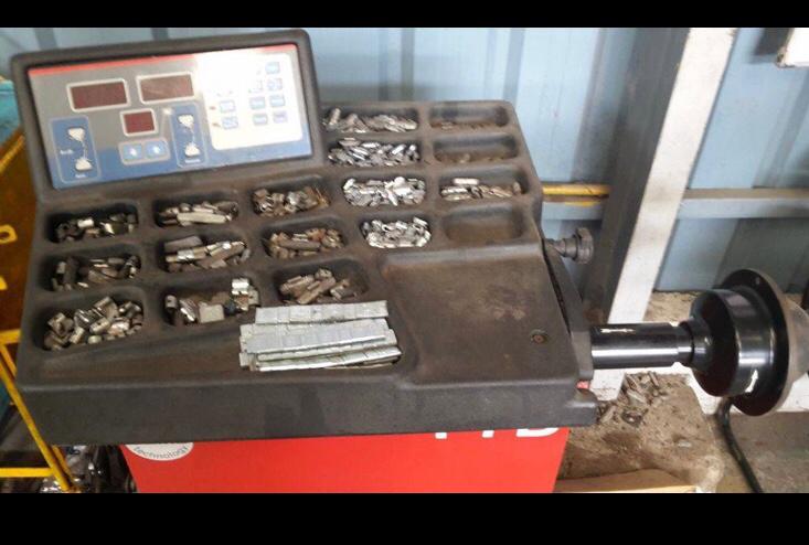 Automobile Service Station - Image 4