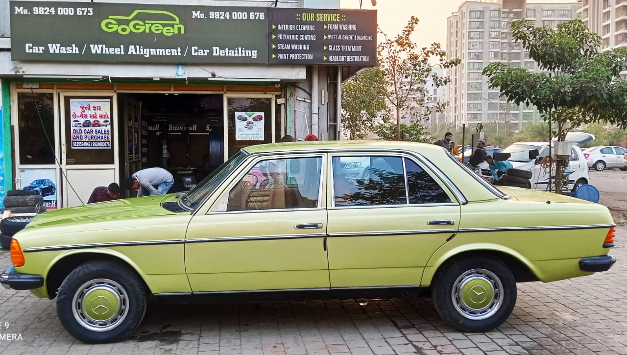 1981 Mercedes 200D